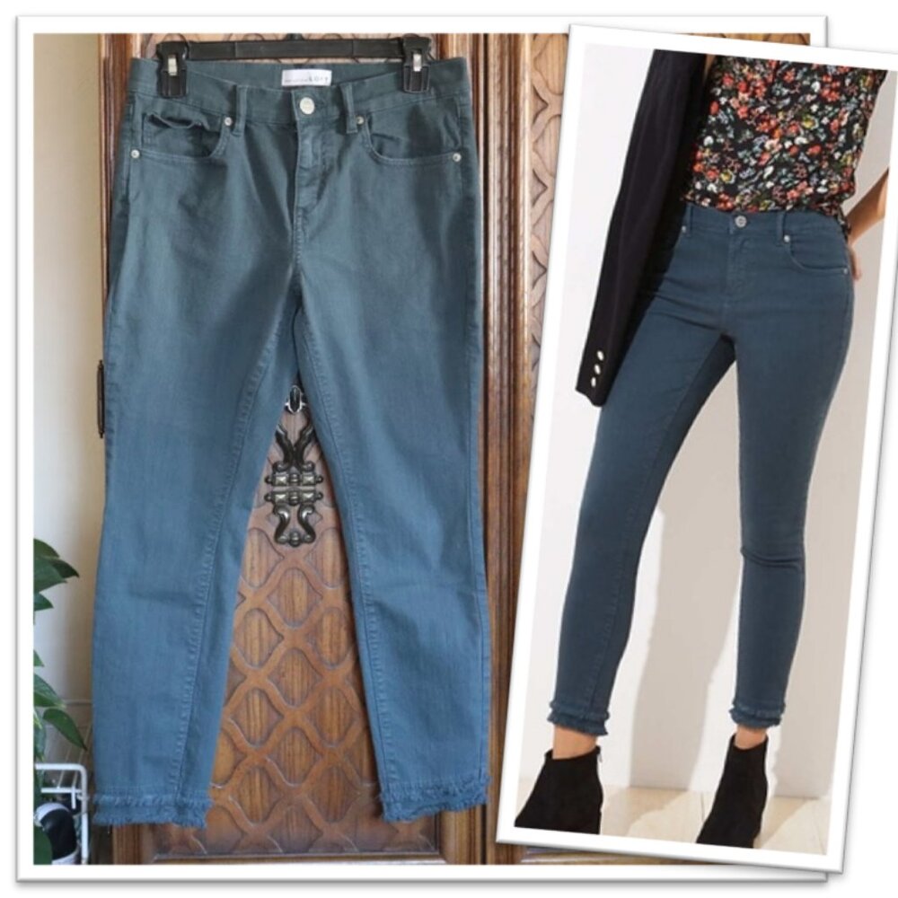LOFT Modern Double Frayed Ankle Skinny Jeans Style #487806 - Teal, Size 2P